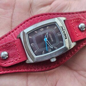 Nixon Ladies Wristwatch Red Genuine Leather Wide Band Analog Quartz Wrist Watch